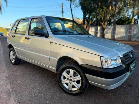 FIAT UNO 1.0 MPI MILLE FIRE 8V FLEX 2P MANUAL FIAT UNO 1.0 MPI MILLE FIRE 8V FLEX 2P MANUAL